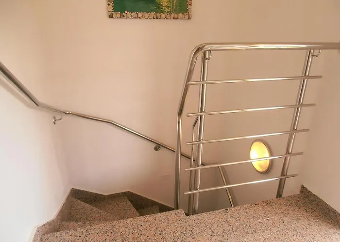 Vala * Božava